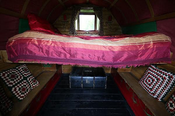 Rosie Gypsy Caravan Exterior